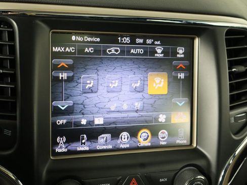 Used 2014 Jeep Grand Cherokee Overland image 34