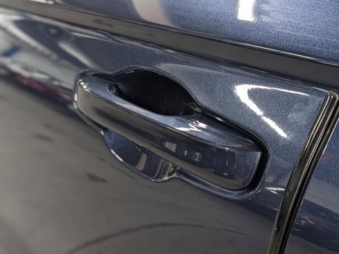 Used 2023 Honda CR-V EX-L image 10