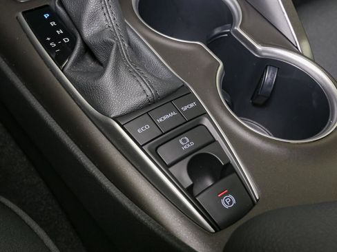 Certified 2023 Toyota Camry LE image 30