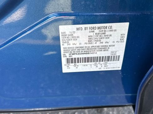 Certified 2022 Ford Edge SE w/ Black Appearance Package image 18