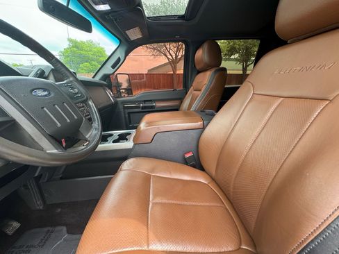 Used 2015 Ford F250 Platinum w/ FX4 Off-Road Package image 23
