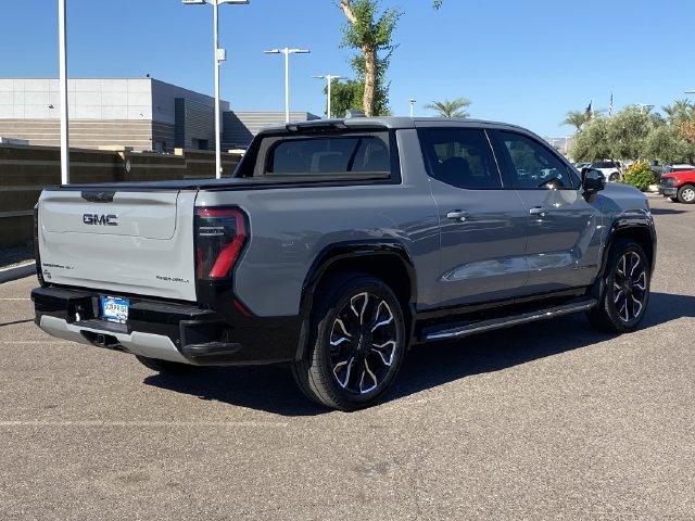Used 2025 GMC Sierra EV Denali AWD/4WD image 8