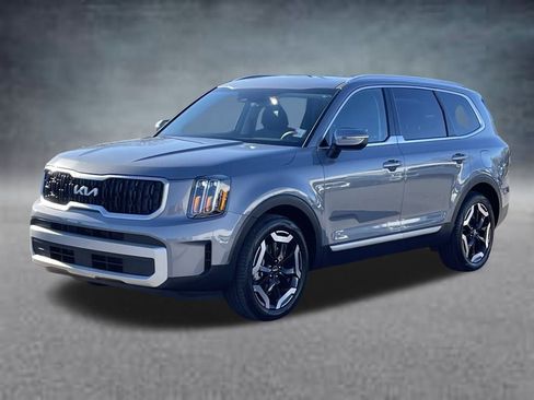 Used 2025 Kia Telluride EX image 28