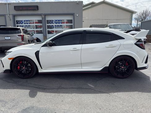 Used 2021 Honda Civic Type R image 1
