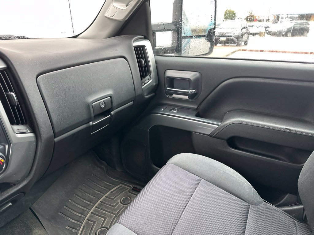 Used 2016 Chevrolet Silverado 1500 LT AWD/4WD image 44