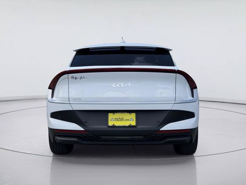 Used 2025 Kia EV6 Light RWD image 4