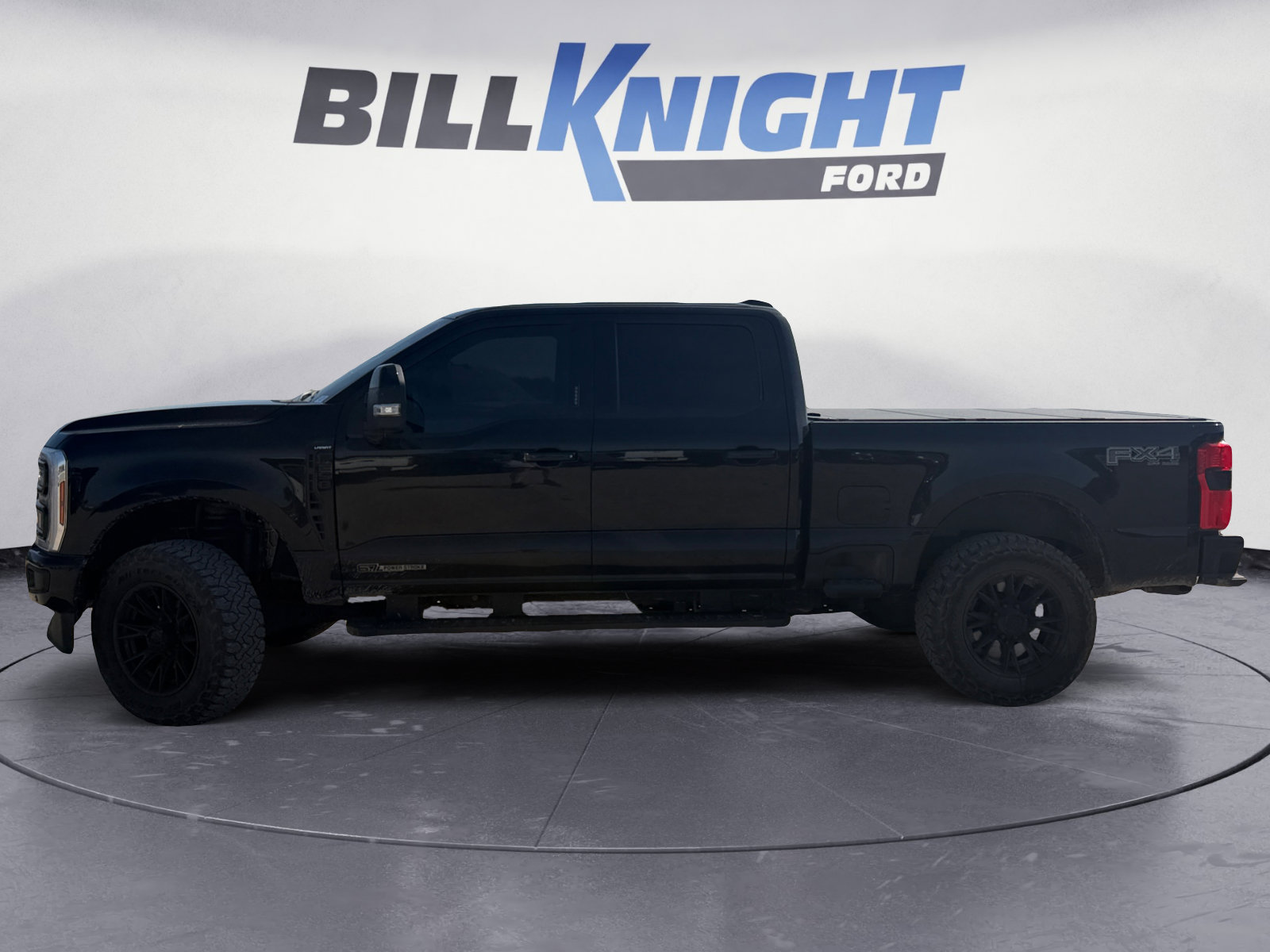Used 2024 Ford F250 Lariat w/ Lariat Ultimate Package AWD/4WD image 2