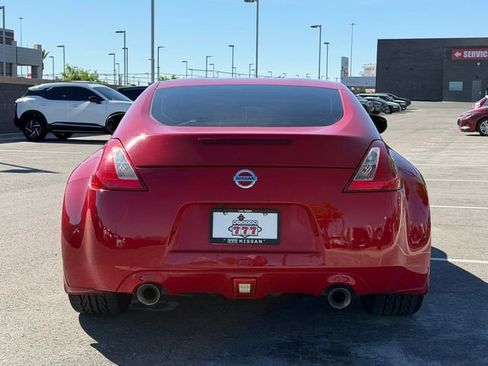Used 2016 Nissan 370Z Coupe RWD image 5