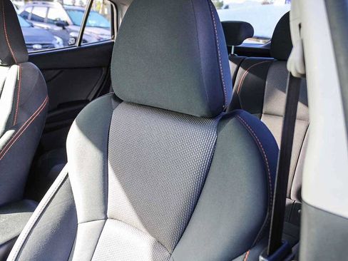 Used 2021 Subaru Crosstrek 2.0i Premium w/ Moonroof Package image 25