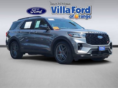 Certified 2025 Ford Explorer ST AWD/4WD image 1