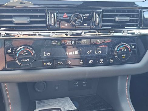 New 2026 Nissan Pathfinder Rock Creek w/ Rock Creek Premium Package AWD/4WD image 15