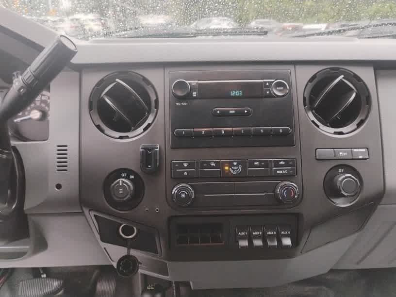Used 2016 Ford F250 XL w/ Power Equipment Group AWD/4WD image 10