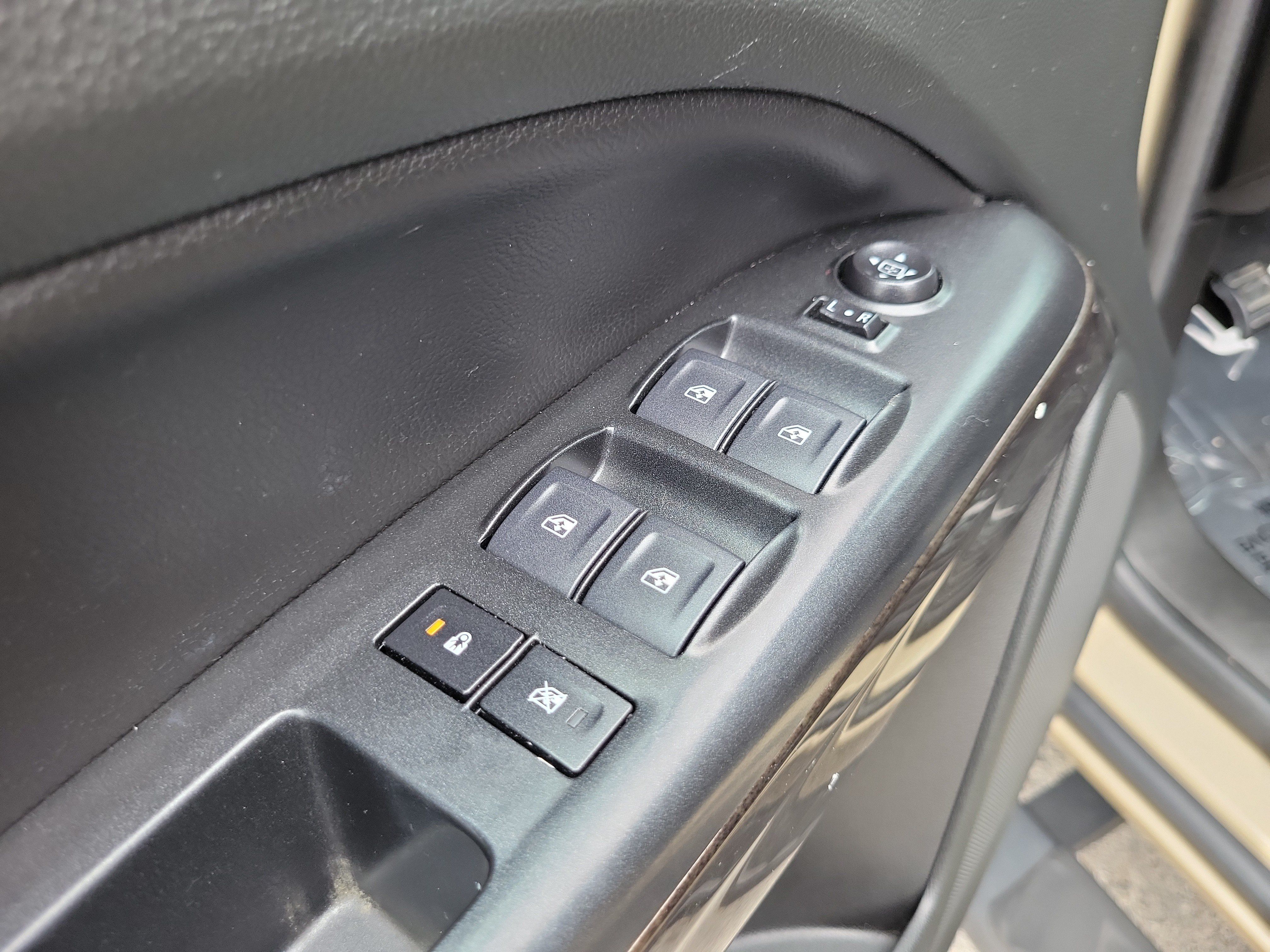 Used 2022 GMC Canyon Elevation w/ Trailering Package RWD image 23
