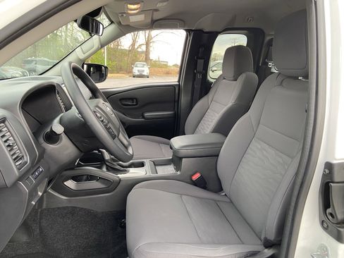 Certified 2024 Nissan Frontier S w/ Technology Package image 11