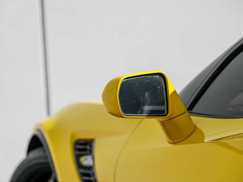 Used 2015 Chevrolet Corvette Z06 w/ 3LZ Preferred Equipment Group image 42