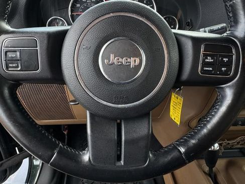 Used 2012 Jeep Wrangler Unlimited Sahara w/ Trailer Tow Group AWD/4WD image 20