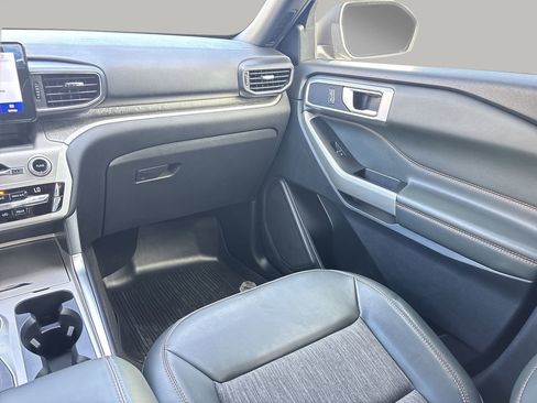 Certified 2021 Ford Explorer Timberline image 11