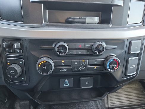 New 2025 Ford F350 XL w/ XL Chrome Package image 14
