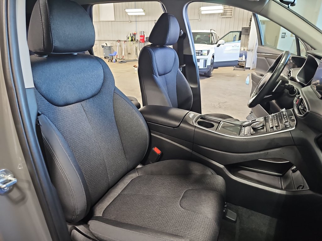 Used 2023 Hyundai Santa Fe SEL AWD/4WD image 10