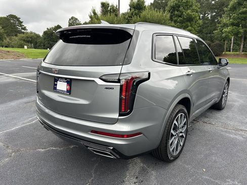 Used 2024 Cadillac XT6 Sport w/ Technology Package image 23