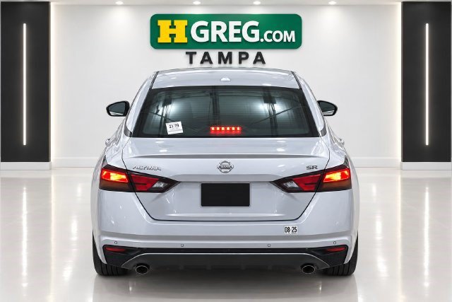 Used 2021 Nissan Altima 2.5 SR FWD image 8