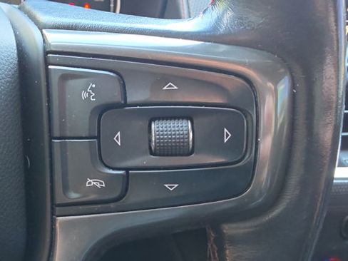 Used 2021 Chevrolet Suburban RST AWD/4WD image 11