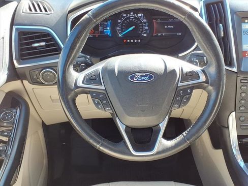 Used 2017 Ford Edge Titanium w/ Equipment Group 302A image 5