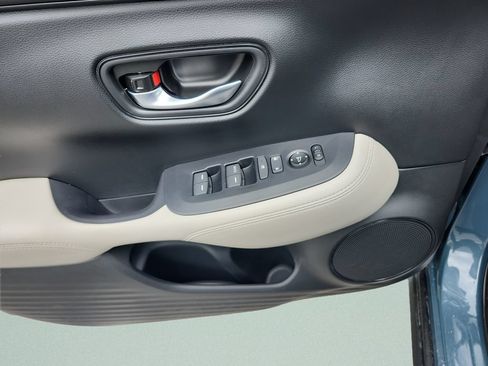 New 2026 Honda HR-V LX image 21