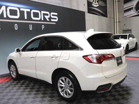 Used 2016 Acura RDX FWD w/ Technology Package image 4