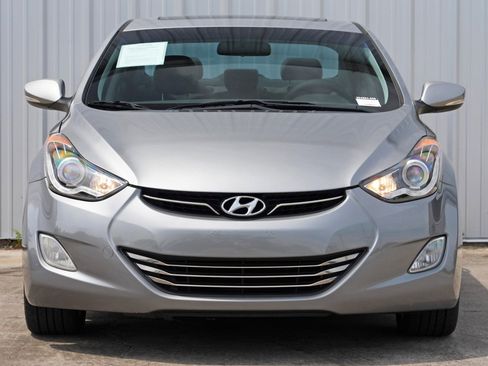Used 2012 Hyundai Elantra Limited w/ Technology Pkg 5 FWD image 6