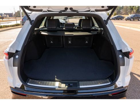 New 2025 Toyota Crown Signia Limited image 14