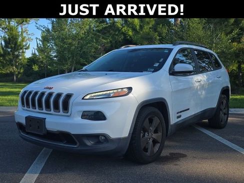 Used 2016 Jeep Cherokee 75th Anniversary FWD image 23