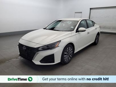 Used 2023 Nissan Altima 2.5 SV