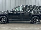 Used 2024 Jeep Grand Cherokee Altitude image 2