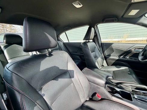 Used 2017 Honda Accord Sport Special Edition image 17