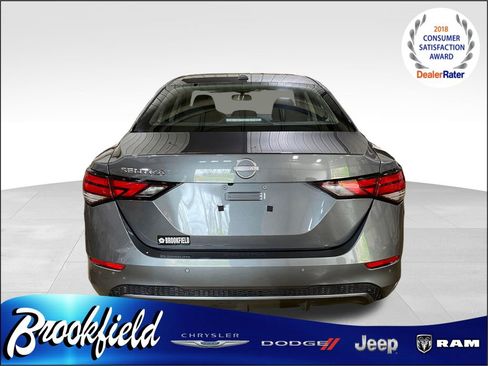 Used 2025 Nissan Sentra SV FWD image 4