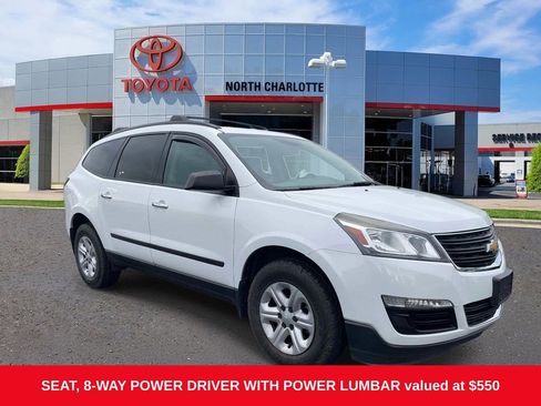 Used 2017 Chevrolet Traverse LS AWD/4WD image 1