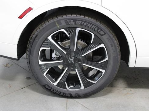 New 2026 Lincoln Nautilus Reserve image 12