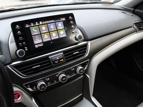 Used 2020 Honda Accord EX-L image 15