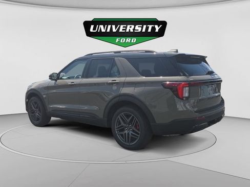 New 2026 Ford Explorer ST-Line w/ ST-Line Street Pack AWD/4WD image 5
