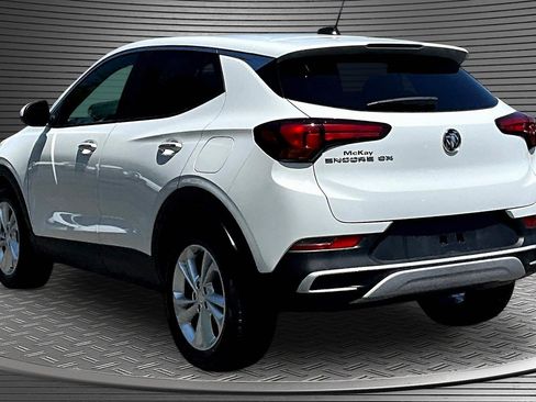Used 2023 Buick Encore GX Preferred w/ Cold Weather Comfort Package FWD image 4