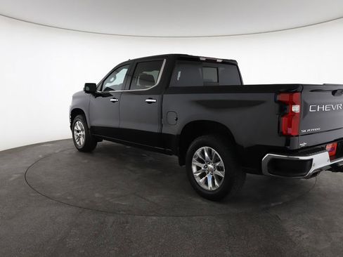 Used 2019 Chevrolet Silverado 1500 LTZ w/ LTZ Premium Package image 9