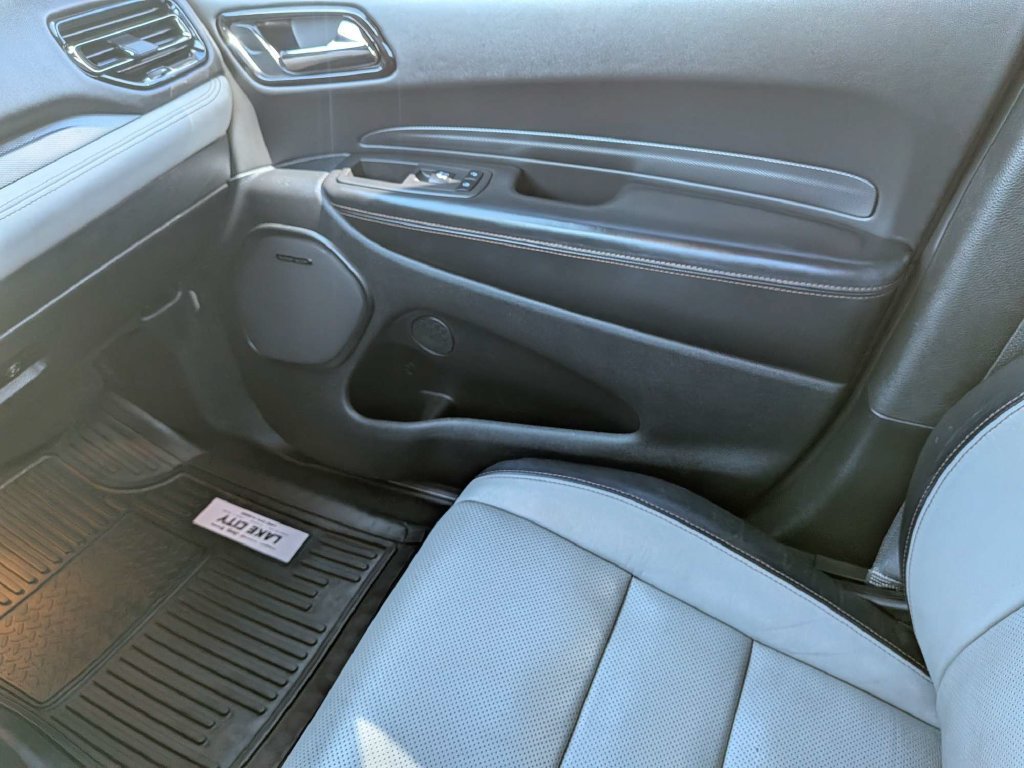 Used 2022 Dodge Durango R/T w/ Tow 'N Go Package AWD/4WD image 19