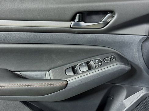 New 2026 Nissan Altima 2.5 SR AWD/4WD image 15