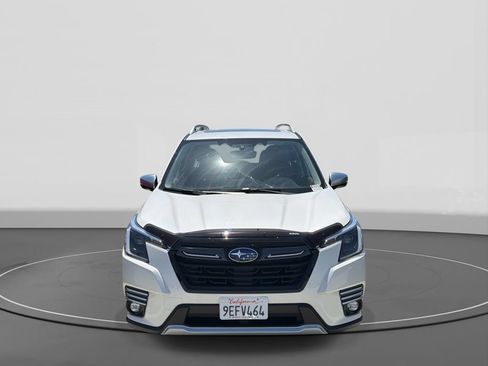 Used 2023 Subaru Forester Touring AWD/4WD image 4