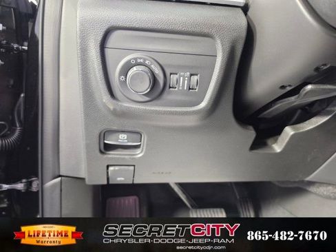 New 2026 Jeep Grand Cherokee L 4WD image 14