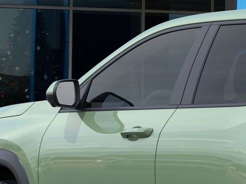 New 2026 Chevrolet Equinox LT image 12