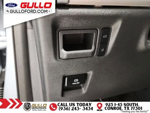 Used 2025 Ford Expedition Active image 20