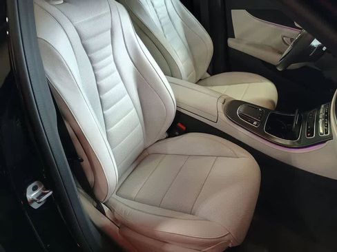 Used 2023 Mercedes-Benz E 350 4MATIC Sedan image 27