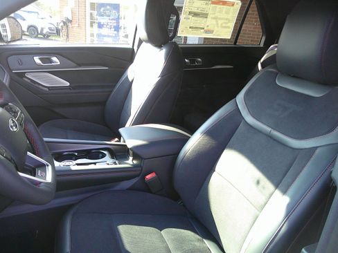New 2025 Ford Explorer ST w/ Sun And Sound Package image 18